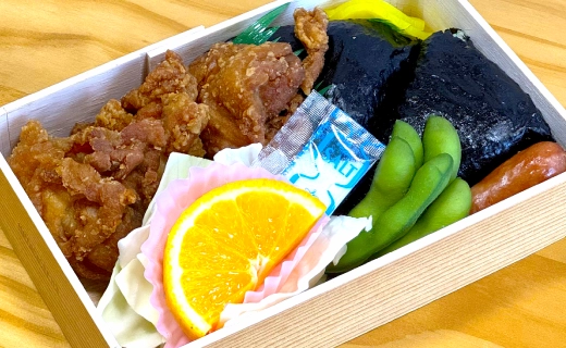 地元広島の味「むすびむさし」のお弁当